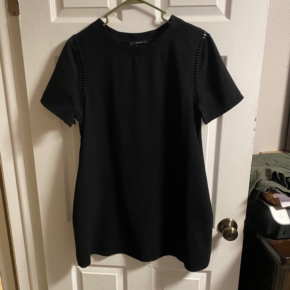 Black t shirt dress